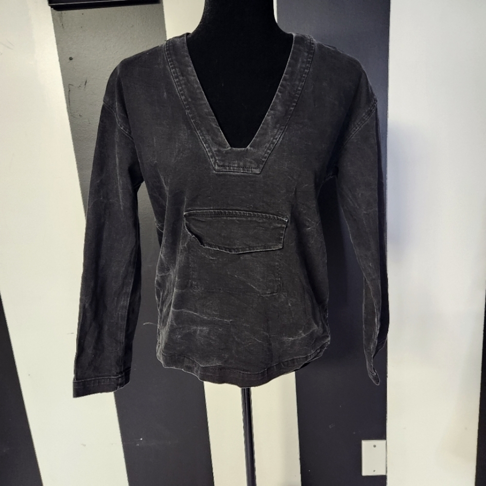 Oversized acid washed long sleeve top